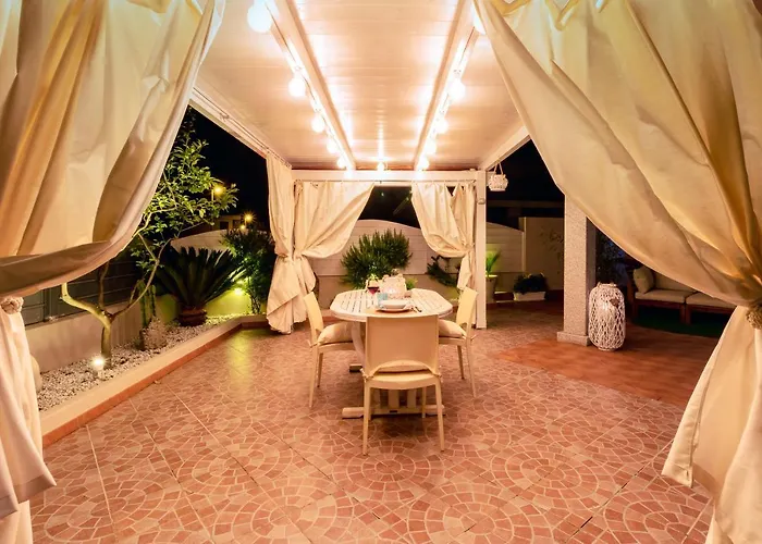 Sunset Bay Pool Sardinia With Private Heated Pool, Jacuzzi, Counter-current Swimming Villa Valledoria (Sardinia)