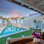 Sunset Bay Pool Sardinia With Private Heated Pool, Jacuzzi, Counter-current Swimming Villa *