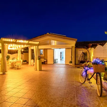 Sunset Bay Pool Sardinia With Private Heated Pool, Jacuzzi, Counter-current Swimming