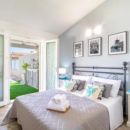 Sunset Bay Pool Sardinia With Private Heated Pool, Jacuzzi, Counter-current Swimming * Valledoria (Sardinia)