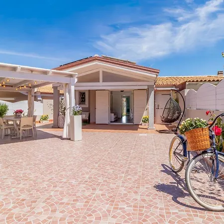 Sunset Bay Pool Sardinia With Private Heated Pool, Jacuzzi, Counter-current Swimming Villa