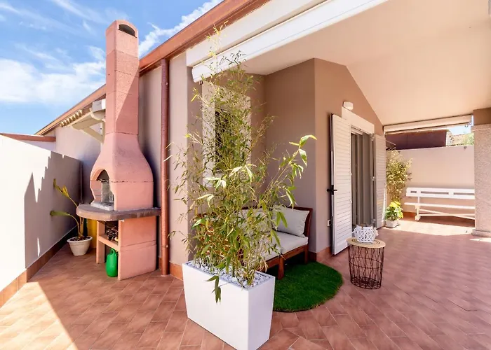Sunset Bay Pool Sardinia With Private Heated Pool, Jacuzzi, Counter-current Swimming